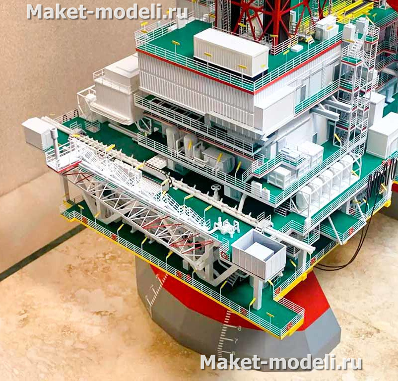 Масштабный промышленный макет буровой установки для добычи полезных ископаемых, изготовленный в макетной студии "Макет-Модели.ру"  Ледостойкая стационарная офшорная платформа на гравитационном основании с жилым и технологическим модулем. Узлы и детали промышленной буровой установки