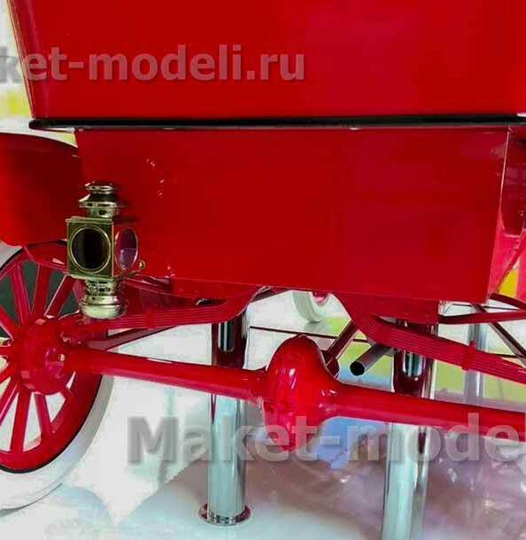 Модель техники-автомобиля для музея изготовленная на заказ для презентации