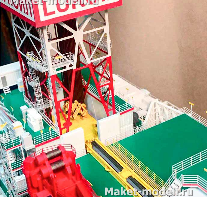  Ледостойкая стационарная офшорная платформа на гравитационном основании с жилым и технологическим модулем. Узлы и детали промышленной буровой установки