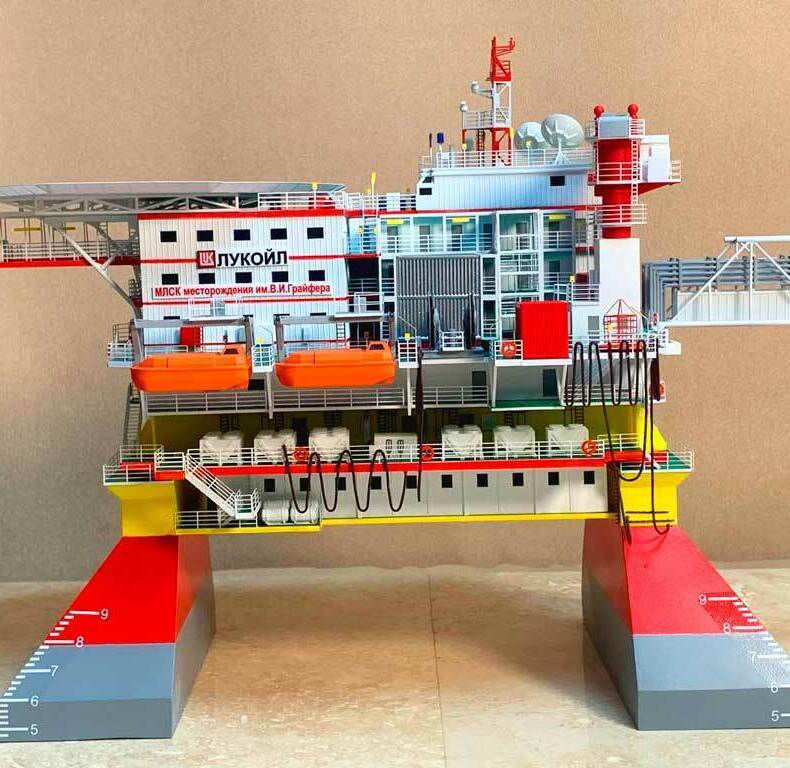  Ледостойкая стационарная офшорная платформа на гравитационном основании с жилым и технологическим модулем. Узлы и детали промышленной буровой установки