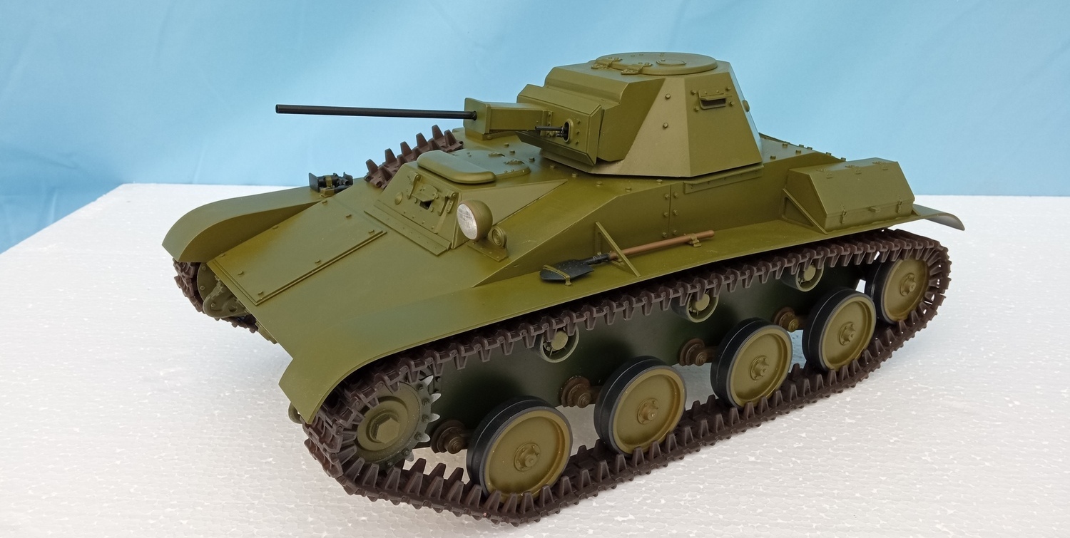 Музейная модель легкого танка Т-60, выполненная на заказ