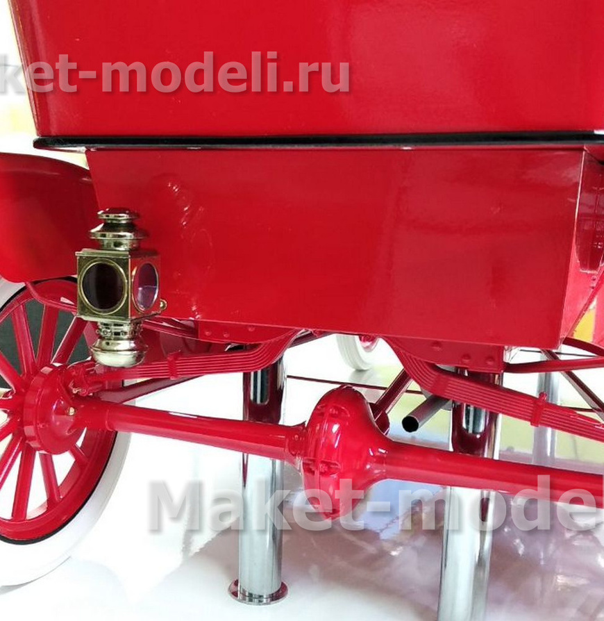 Модель техники-автомобиля для музея изготовленная на заказ для презентации