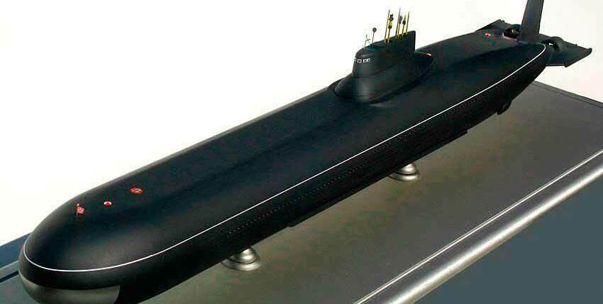 Модель военной подводной лодки, изготовленная для музея на заказ в макетной студии Модель военной подводной лодки, изготовленная для музея на заказ в макетной студии изготовленная для музея