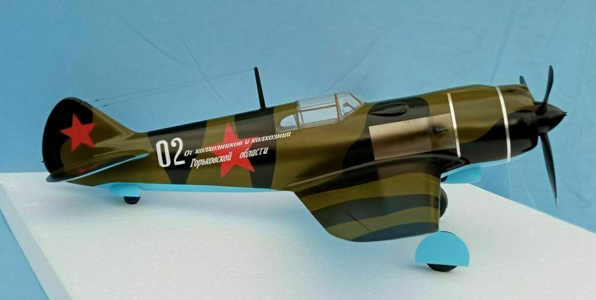 Модель самолёта для музея, изготовленная на заказ в студии макетов Модель самолёта для музея, изготовленная на заказ в студии макетов по фотографиям