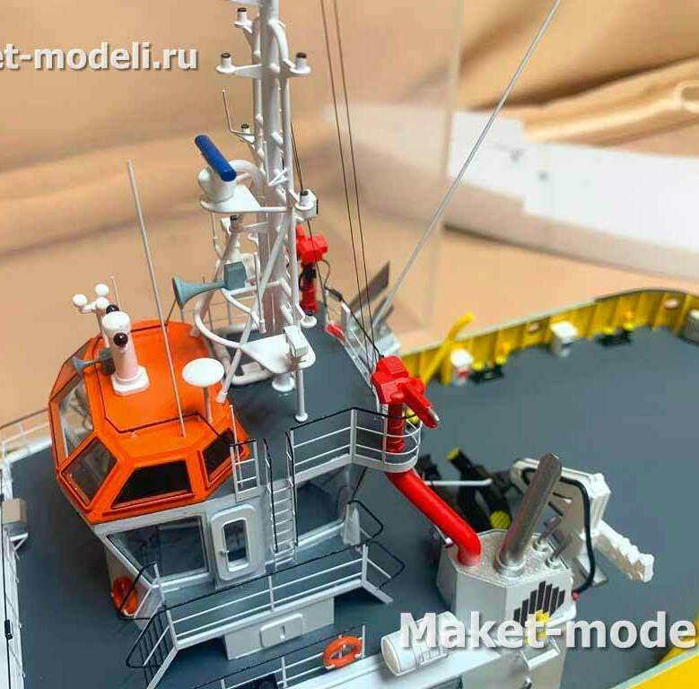  Масштабная модель гражданского судна буксира. Изготовлено на заказ студией макетов для подарка